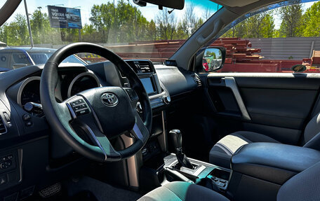 Toyota Land Cruiser Prado 150 рестайлинг 2, 2012 год, 2 650 000 рублей, 8 фотография
