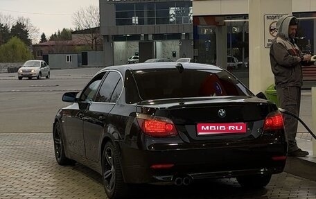 BMW 5 серия, 2003 год, 850 000 рублей, 1 фотография