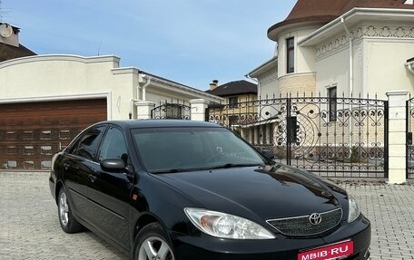 Toyota Camry V40, 2002 год, 600 000 рублей, 1 фотография