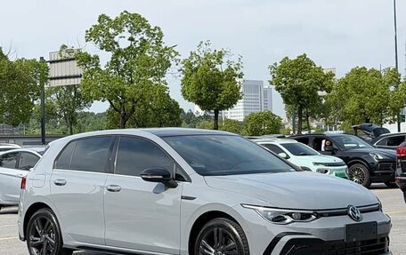 Volkswagen Golf VIII, 2022 год, 1 600 005 рублей, 3 фотография