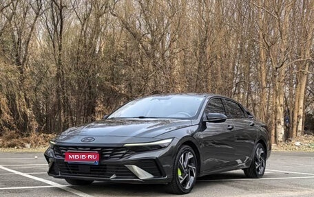 Hyundai Elantra, 2023 год, 2 000 000 рублей, 1 фотография