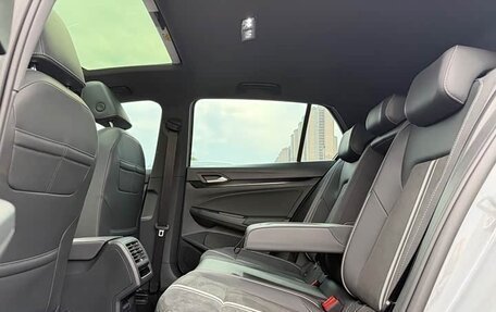 Volkswagen Golf VIII, 2022 год, 1 600 005 рублей, 17 фотография
