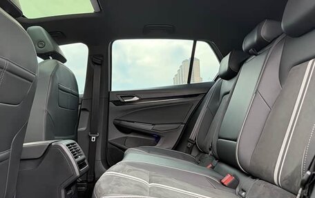 Volkswagen Golf VIII, 2022 год, 1 600 005 рублей, 19 фотография