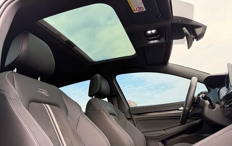 Volkswagen Golf VIII, 2022 год, 1 600 005 рублей, 16 фотография