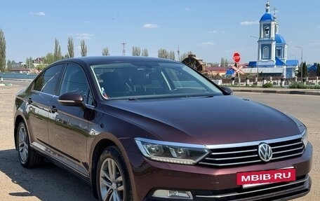 Volkswagen Passat B8 рестайлинг, 2015 год, 2 000 000 рублей, 4 фотография