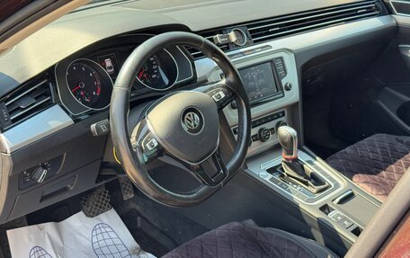 Volkswagen Passat B8 рестайлинг, 2015 год, 2 000 000 рублей, 31 фотография