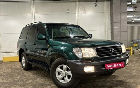 Toyota Land Cruiser 100 рестайлинг 2, 2000 год, 2 450 000 рублей, 2 фотография