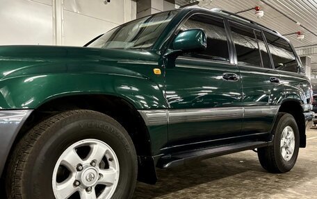 Toyota Land Cruiser 100 рестайлинг 2, 2000 год, 2 450 000 рублей, 7 фотография