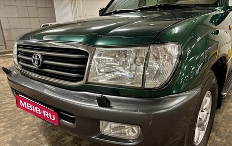 Toyota Land Cruiser 100 рестайлинг 2, 2000 год, 2 450 000 рублей, 6 фотография