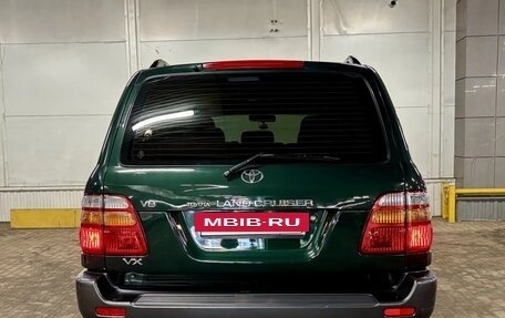 Toyota Land Cruiser 100 рестайлинг 2, 2000 год, 2 450 000 рублей, 17 фотография