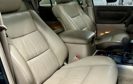 Toyota Land Cruiser 100 рестайлинг 2, 2000 год, 2 450 000 рублей, 23 фотография