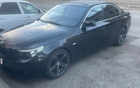 BMW 5 серия, 2003 год, 850 000 рублей, 2 фотография