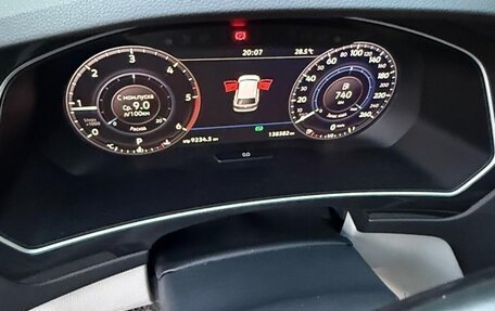 Volkswagen Tiguan II, 2018 год, 2 500 000 рублей, 10 фотография