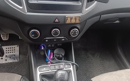 Hyundai Creta I рестайлинг, 2018 год, 1 650 000 рублей, 9 фотография