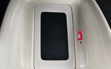 Toyota Prius IV XW50, 2016 год, 1 700 000 рублей, 7 фотография