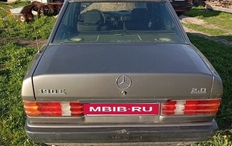 Mercedes-Benz 190 (W201), 1992 год, 300 000 рублей, 6 фотография