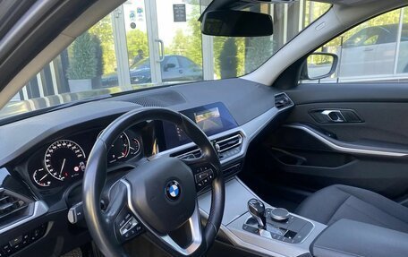 BMW 3 серия, 2019 год, 2 899 000 рублей, 16 фотография