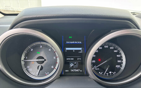 Toyota Land Cruiser Prado 150 рестайлинг 2, 2014 год, 3 200 000 рублей, 12 фотография