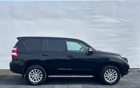 Toyota Land Cruiser Prado 150 рестайлинг 2, 2014 год, 3 200 000 рублей, 4 фотография