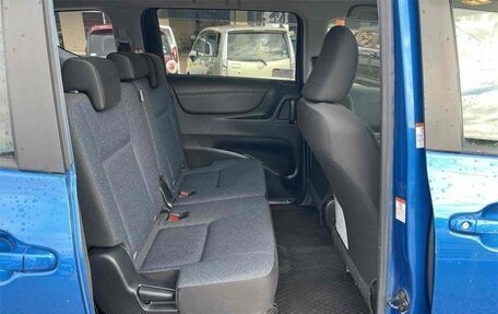 Toyota Sienta II, 2017 год, 1 200 000 рублей, 13 фотография