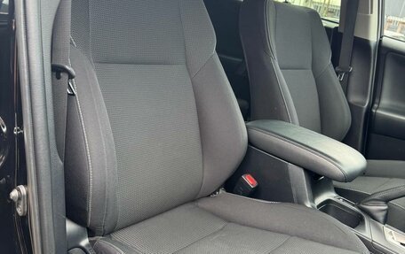 Toyota RAV4, 2018 год, 2 650 000 рублей, 20 фотография