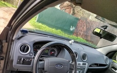 Ford Fusion I, 2010 год, 800 000 рублей, 5 фотография