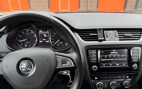 Skoda Octavia, 2017 год, 1 880 000 рублей, 7 фотография