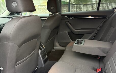 Skoda Octavia, 2017 год, 1 880 000 рублей, 12 фотография