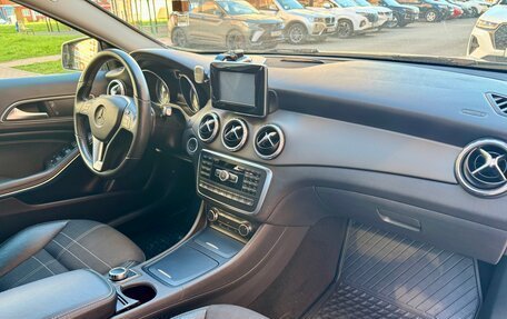 Mercedes-Benz GLA, 2015 год, 1 999 000 рублей, 15 фотография