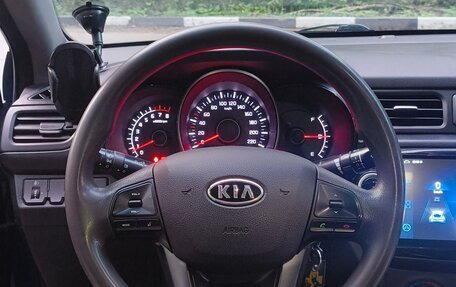 KIA Rio III рестайлинг, 2011 год, 700 000 рублей, 6 фотография
