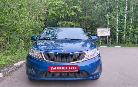 KIA Rio III рестайлинг, 2011 год, 700 000 рублей, 2 фотография