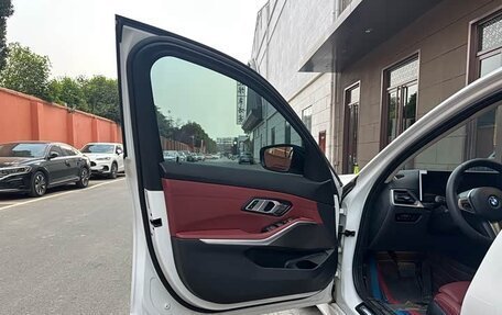 BMW 3 серия, 2022 год, 2 850 005 рублей, 7 фотография