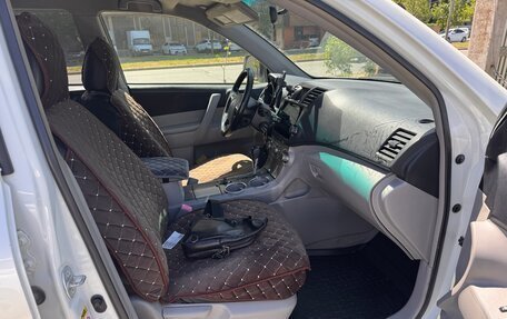 Toyota Highlander III, 2010 год, 1 600 000 рублей, 5 фотография