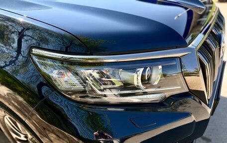 Toyota Land Cruiser Prado 150 рестайлинг 2, 2021 год, 6 699 999 рублей, 7 фотография