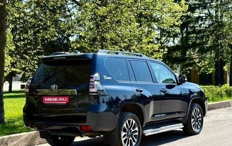Toyota Land Cruiser Prado 150 рестайлинг 2, 2021 год, 6 699 999 рублей, 4 фотография