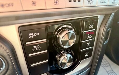 Toyota Land Cruiser Prado 150 рестайлинг 2, 2021 год, 6 699 999 рублей, 23 фотография