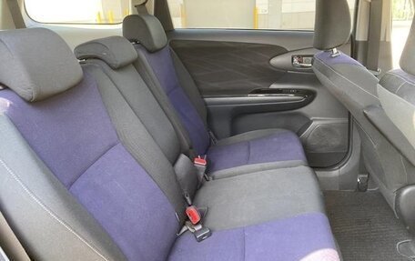 Toyota Wish II, 2012 год, 1 010 000 рублей, 16 фотография