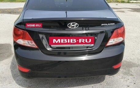 Hyundai Solaris II рестайлинг, 2012 год, 680 000 рублей, 3 фотография