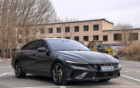 Hyundai Elantra, 2023 год, 2 000 000 рублей, 3 фотография