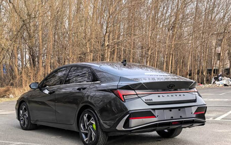 Hyundai Elantra, 2023 год, 2 000 000 рублей, 6 фотография