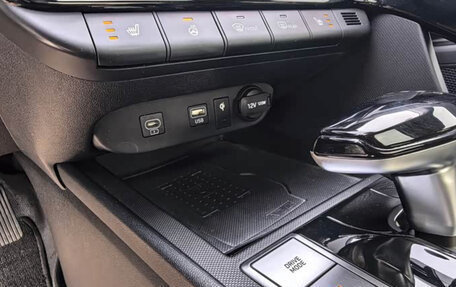 Hyundai Elantra, 2023 год, 2 000 000 рублей, 16 фотография