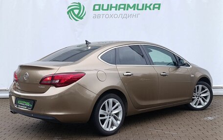Opel Astra J, 2013 год, 740 000 рублей, 5 фотография