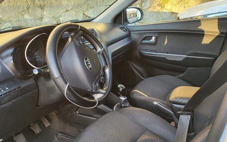 KIA Rio III рестайлинг, 2016 год, 11 фотография