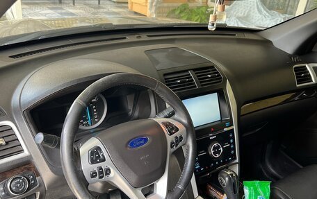 Ford Explorer VI, 2014 год, 2 000 000 рублей, 8 фотография
