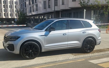 Volkswagen Touareg III, 2021 год, 7 500 000 рублей, 3 фотография