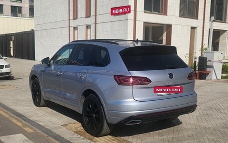 Volkswagen Touareg III, 2021 год, 7 500 000 рублей, 4 фотография