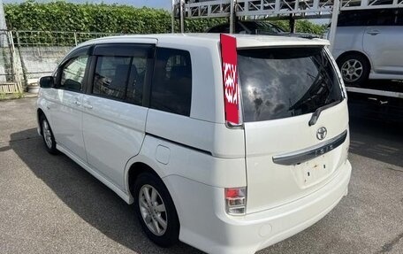 Toyota ISis I, 2012 год, 930 000 рублей, 4 фотография