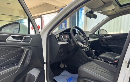 Volkswagen Tiguan II, 2022 год, 2 749 990 рублей, 4 фотография