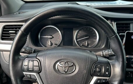 Toyota Highlander III, 2016 год, 4 070 000 рублей, 12 фотография