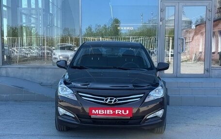Hyundai Solaris II рестайлинг, 2015 год, 1 070 000 рублей, 2 фотография
